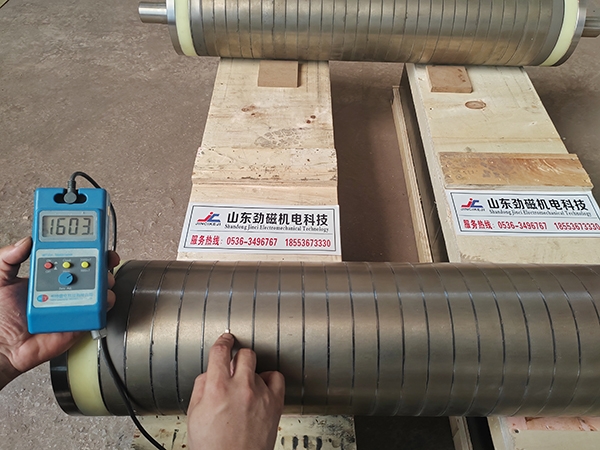 φ200-830磁輥，磁場(chǎng)16000GS